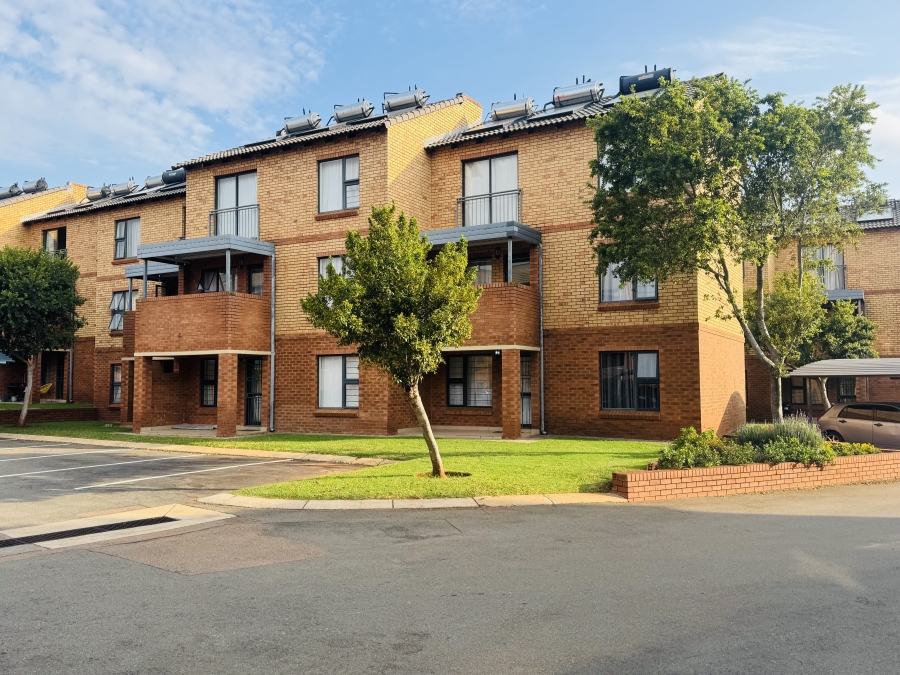 To Let 2 Bedroom Property for Rent in Olympus AH Gauteng