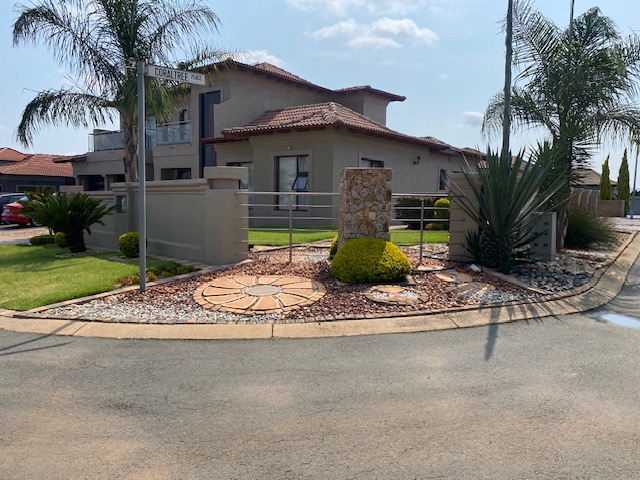 4 Bedroom Property for Sale in Savannah Country Estate Gauteng