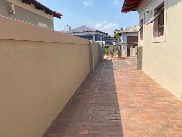 4 Bedroom Property for Sale in Savannah Country Estate Gauteng