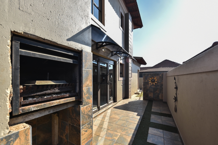 4 Bedroom Property for Sale in Savannah Country Estate Gauteng
