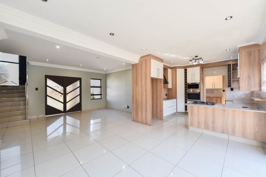 4 Bedroom Property for Sale in Savannah Country Estate Gauteng
