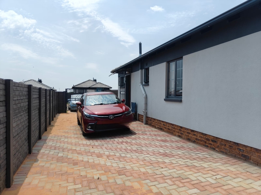 3 Bedroom Property for Sale in Roodeplaat Gauteng