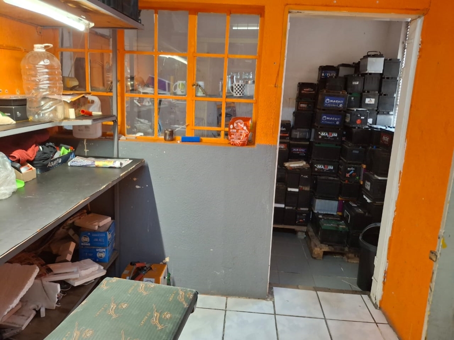 Commercial Property for Sale in Greenhills Gauteng