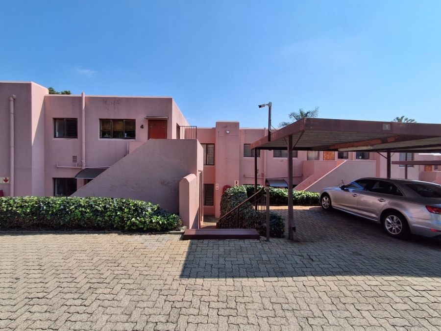 2 Bedroom Property for Sale in Little Falls Gauteng