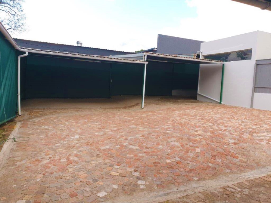 To Let commercial Property for Rent in Greenside Gauteng