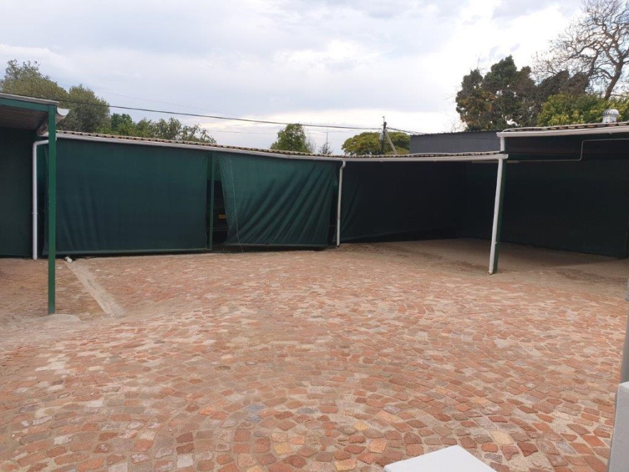 To Let commercial Property for Rent in Greenside Gauteng
