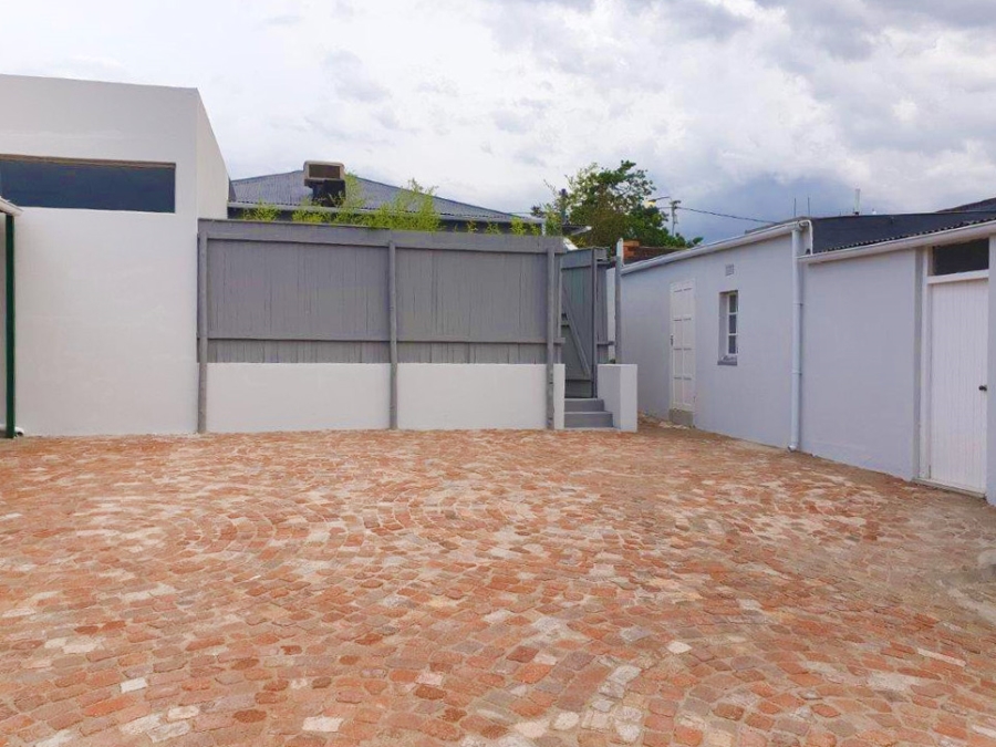 To Let commercial Property for Rent in Greenside Gauteng