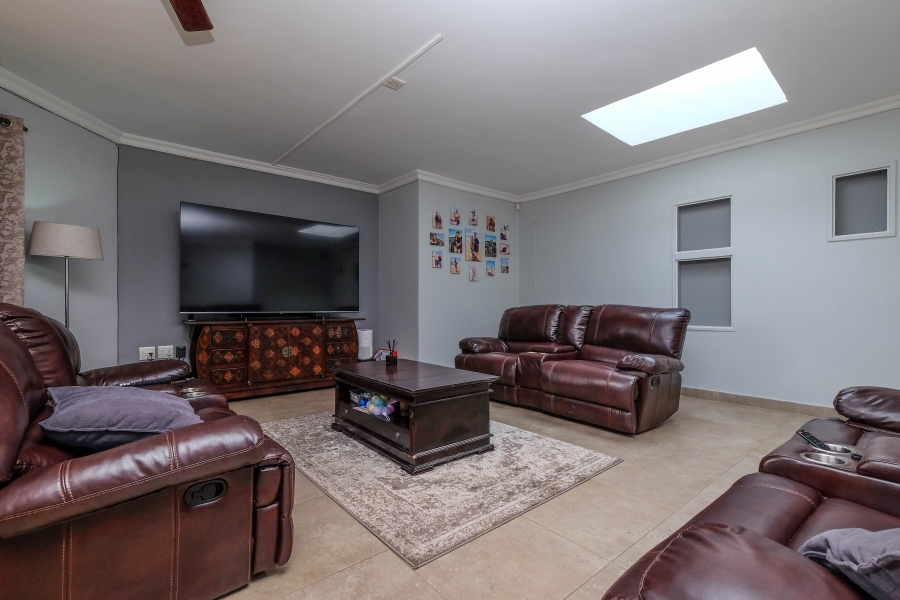 4 Bedroom Property for Sale in Kenmare Gauteng