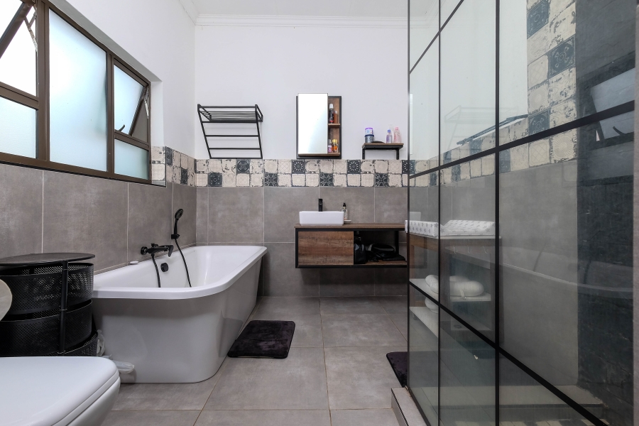 4 Bedroom Property for Sale in Kenmare Gauteng