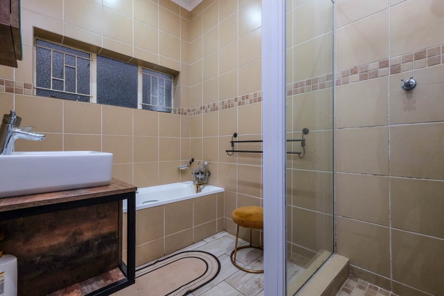 4 Bedroom Property for Sale in Kenmare Gauteng