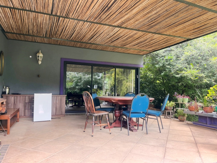 3 Bedroom Property for Sale in Waverley Gauteng