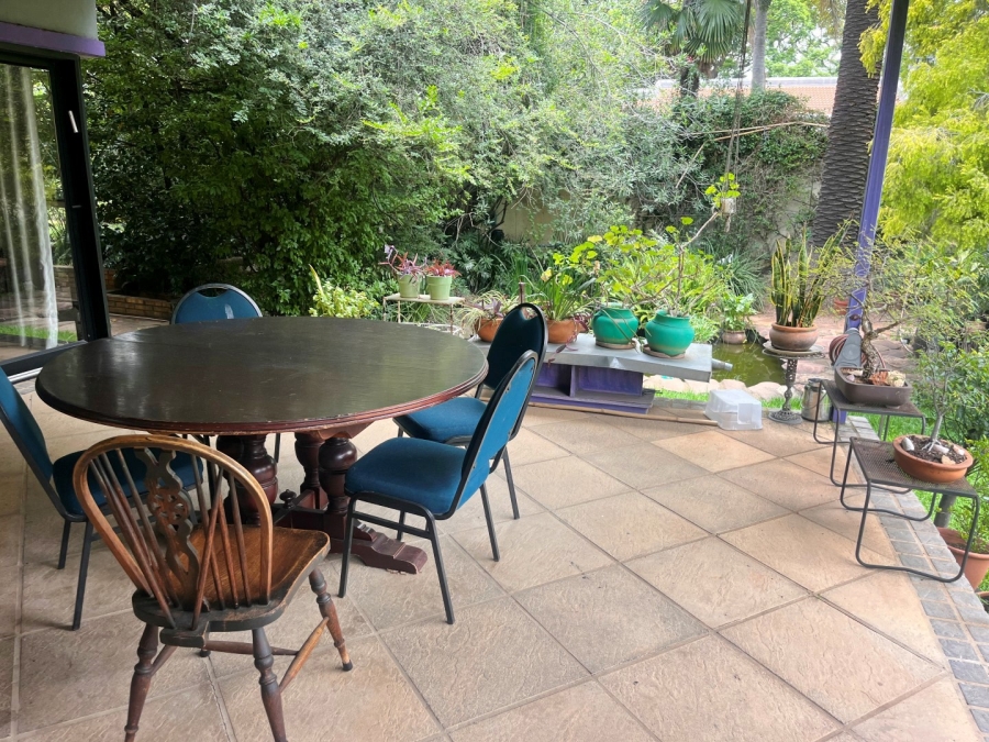 3 Bedroom Property for Sale in Waverley Gauteng