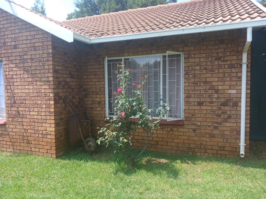 2 Bedroom Property for Sale in Wierda Park Gauteng