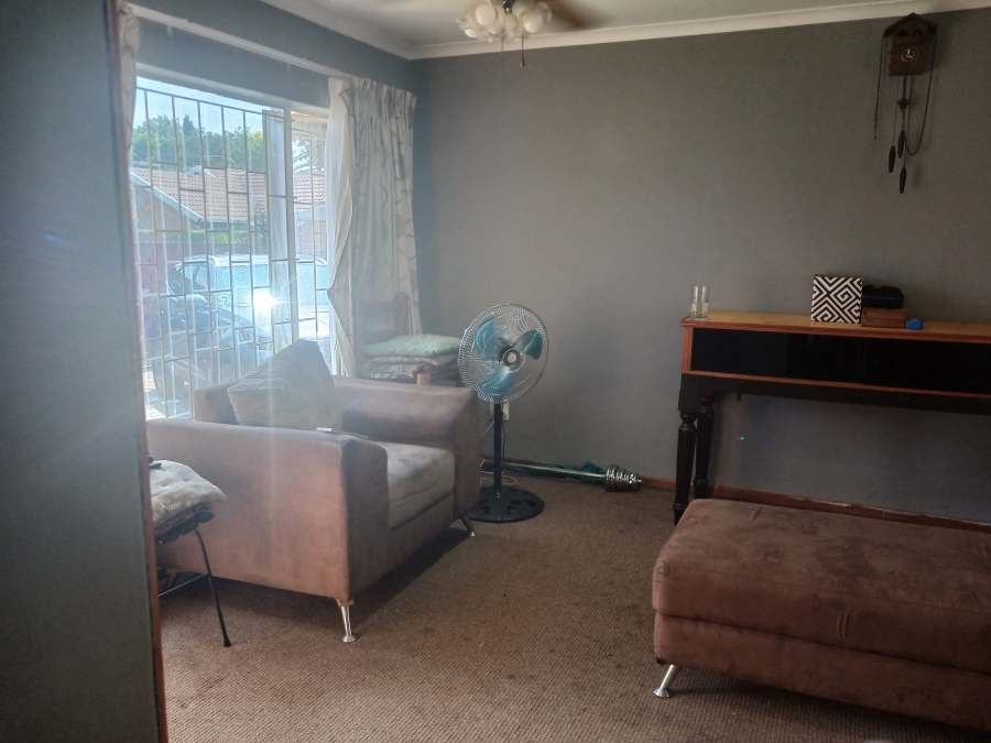 2 Bedroom Property for Sale in Wierda Park Gauteng