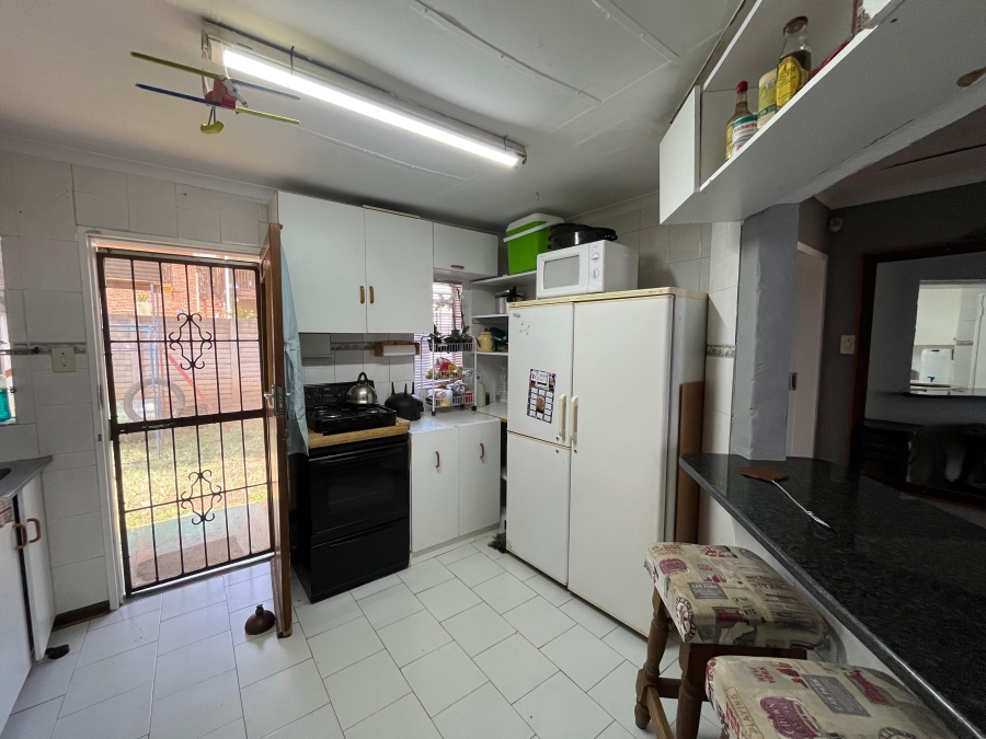 2 Bedroom Property for Sale in Wierda Park Gauteng