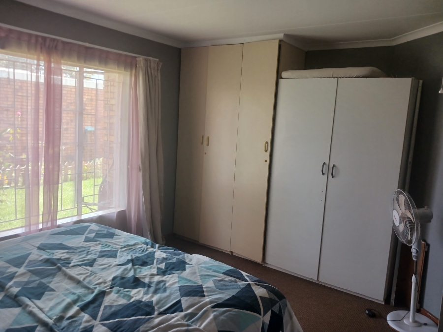 2 Bedroom Property for Sale in Wierda Park Gauteng