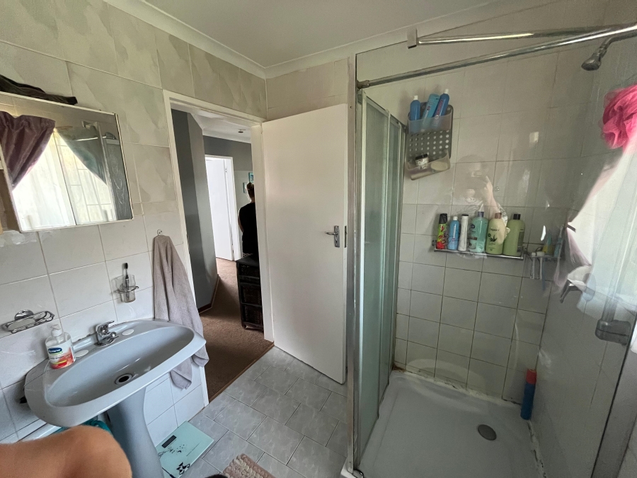 2 Bedroom Property for Sale in Wierda Park Gauteng