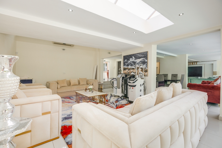 To Let 4 Bedroom Property for Rent in Dainfern Golf Estate Gauteng