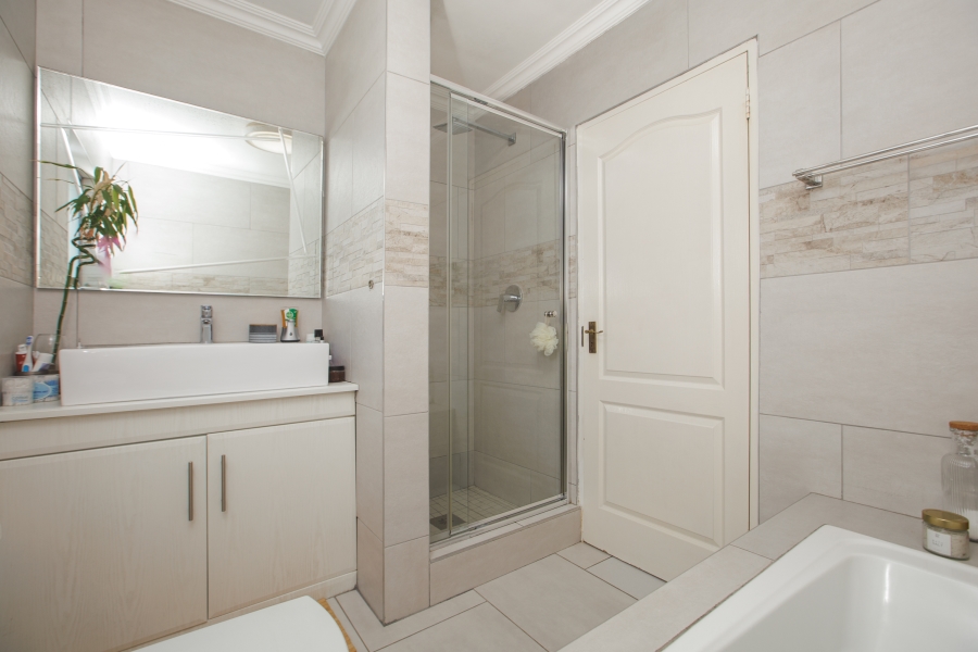 3 Bedroom Property for Sale in Bryanston Gauteng