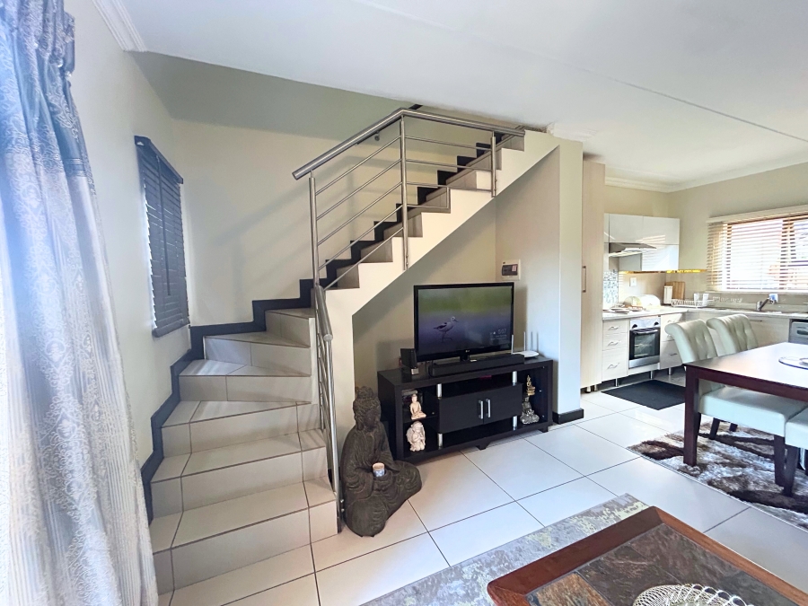 2 Bedroom Property for Sale in Amberfield Gauteng