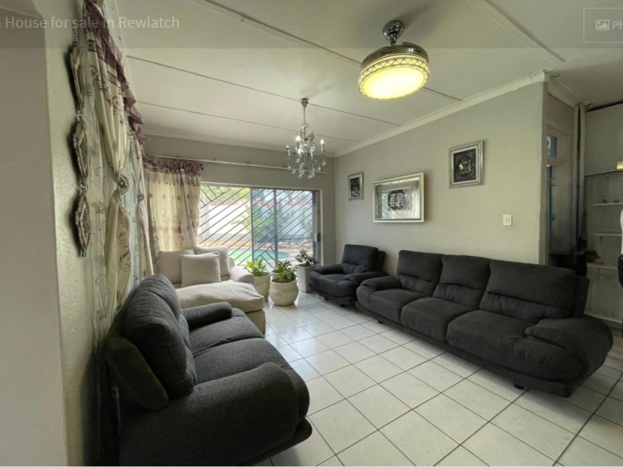 4 Bedroom Property for Sale in Rewlatch Gauteng