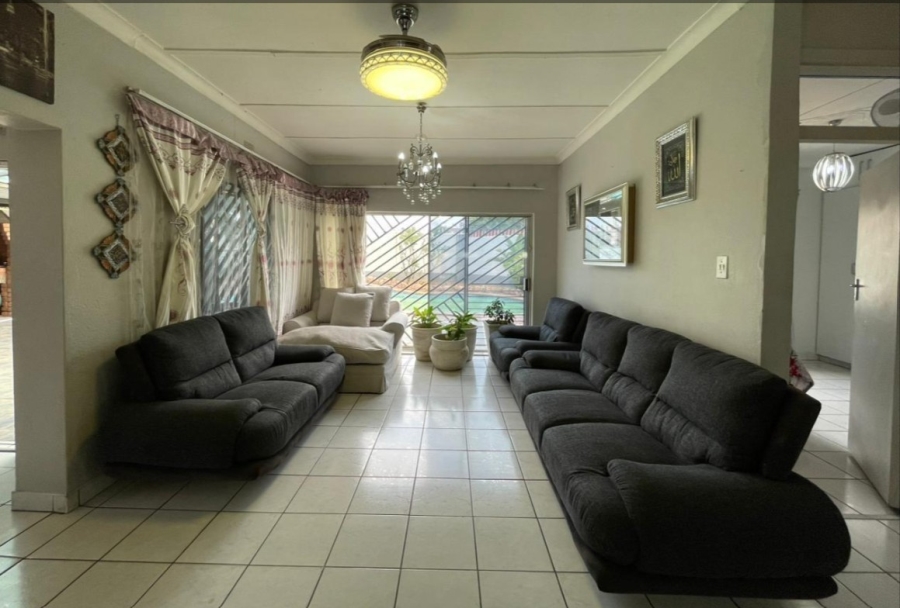 4 Bedroom Property for Sale in Rewlatch Gauteng