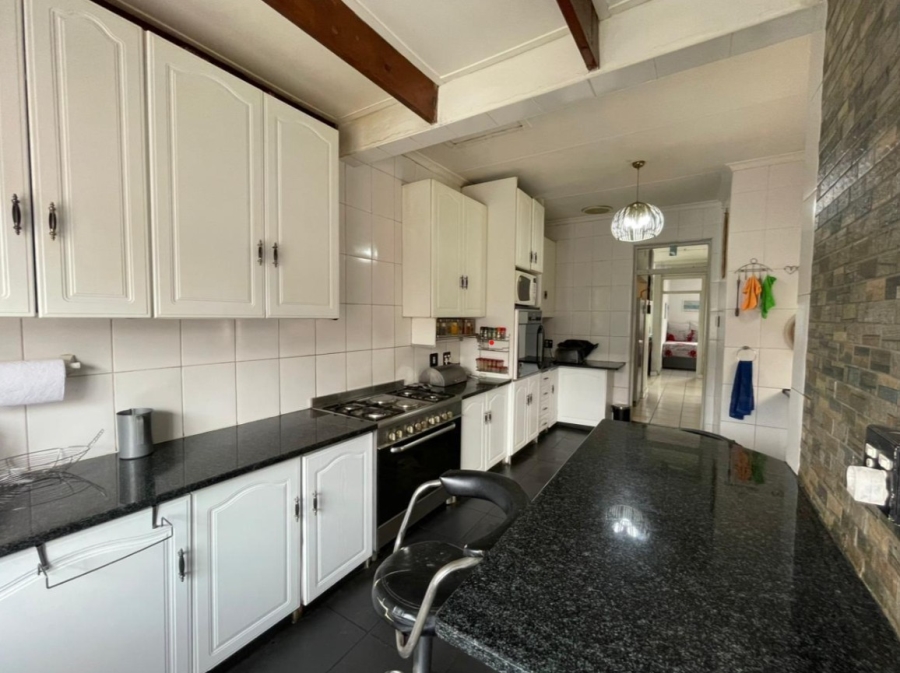 4 Bedroom Property for Sale in Rewlatch Gauteng