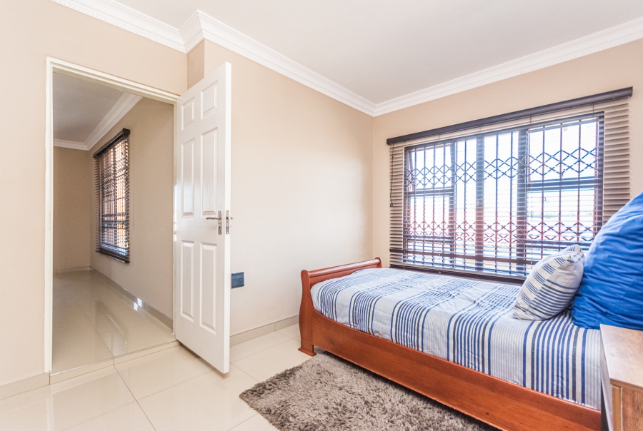 4 Bedroom Property for Sale in Meadowlands East Gauteng