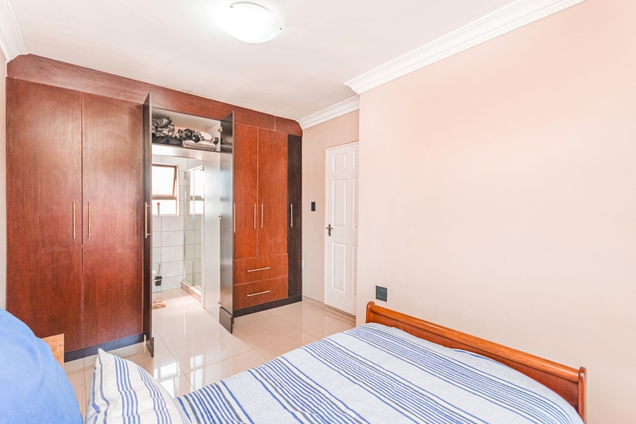 4 Bedroom Property for Sale in Meadowlands East Gauteng