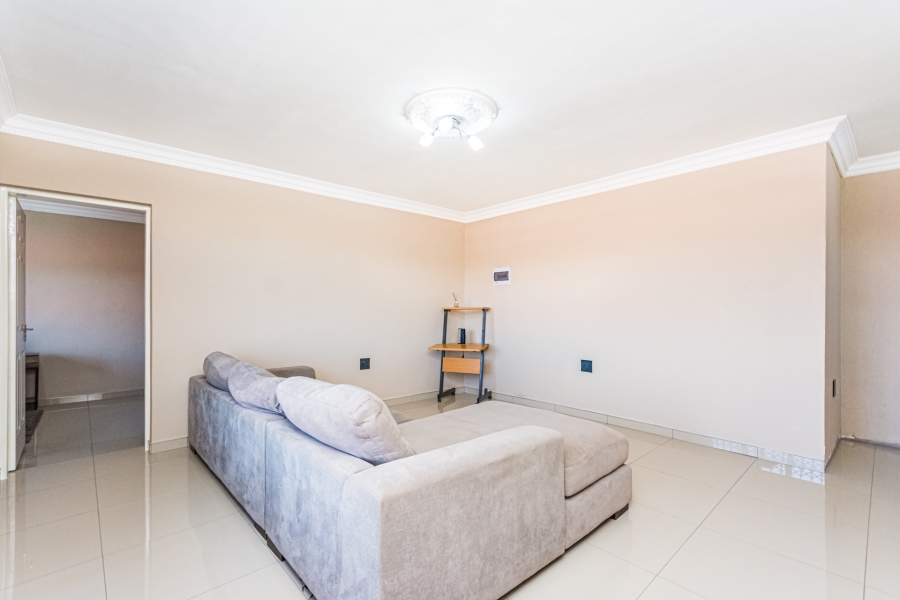 4 Bedroom Property for Sale in Meadowlands East Gauteng