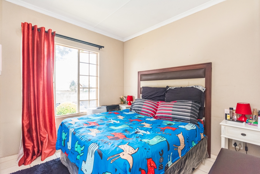 2 Bedroom Property for Sale in Cosmo City Gauteng