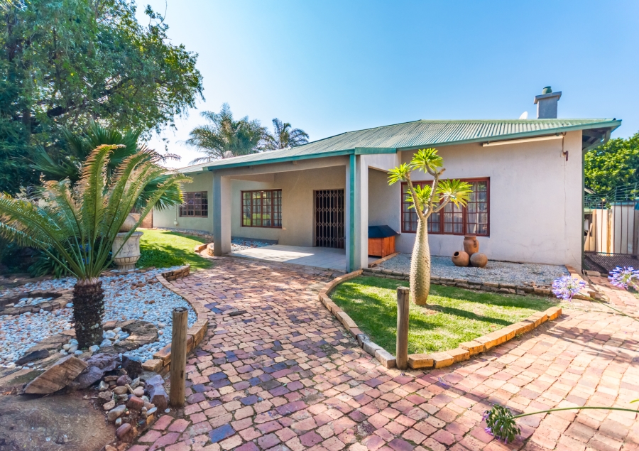 4 Bedroom Property for Sale in Krugersdorp North Gauteng