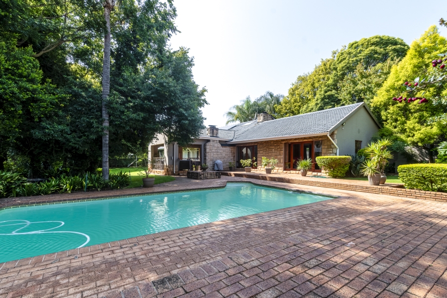 5 Bedroom Property for Sale in Lynnwood Glen Gauteng