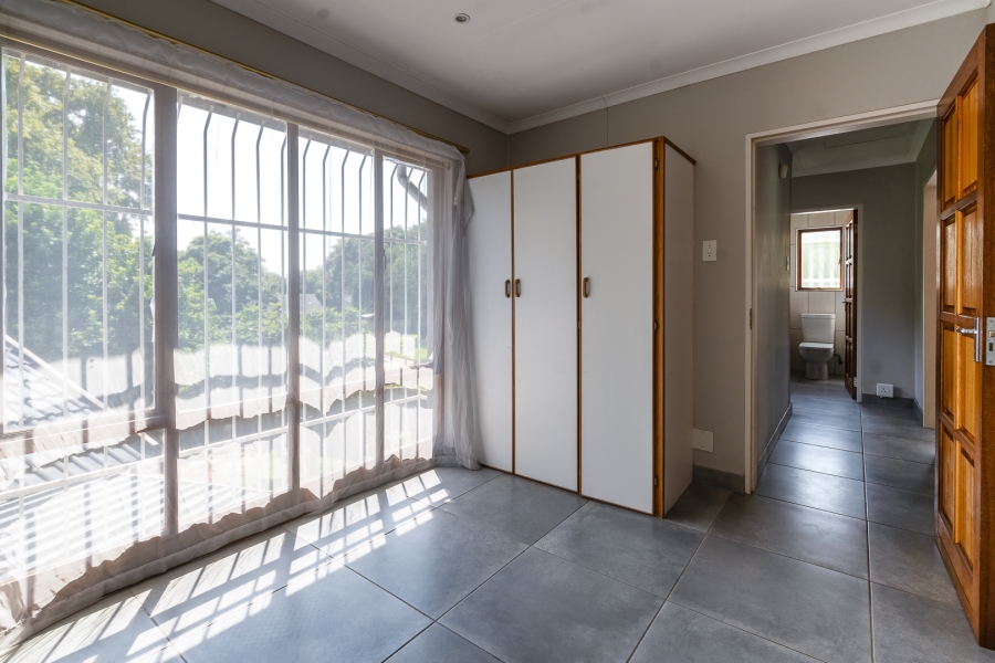 5 Bedroom Property for Sale in Lynnwood Glen Gauteng