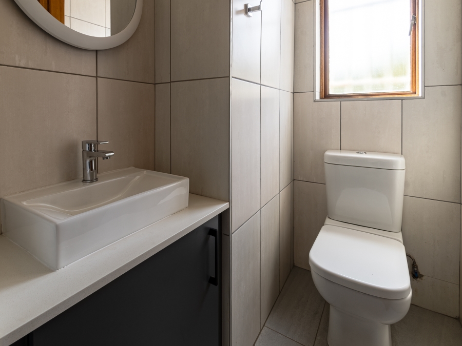 5 Bedroom Property for Sale in Lynnwood Glen Gauteng