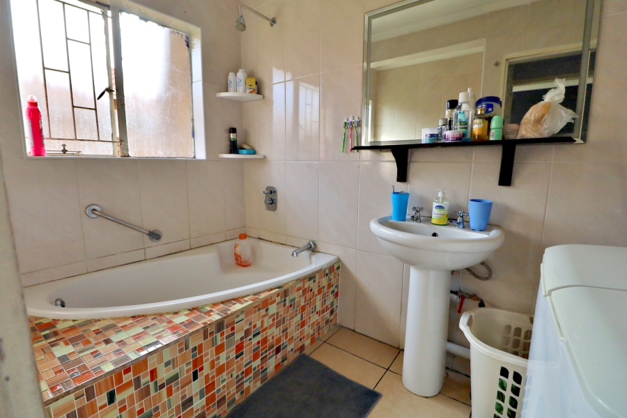 2 Bedroom Property for Sale in Norkem Park Gauteng
