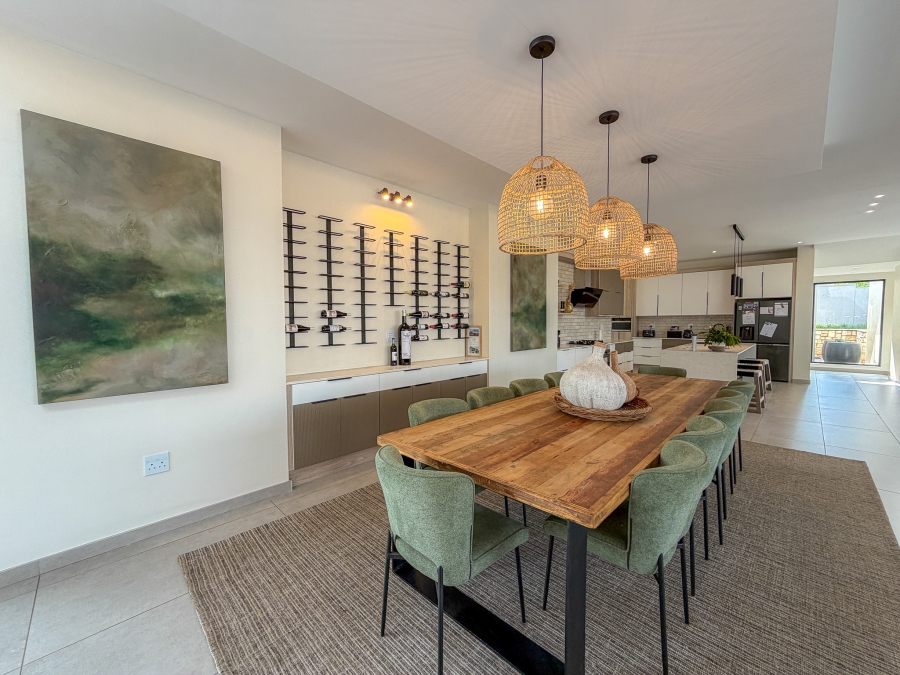 5 Bedroom Property for Sale in Midstream Heights Gauteng