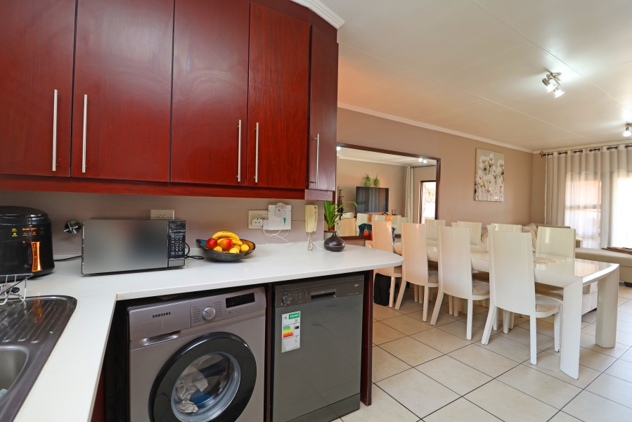 3 Bedroom Property for Sale in Solheim Gauteng