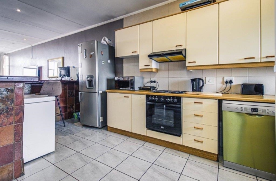 2 Bedroom Property for Sale in Dowerglen Gauteng