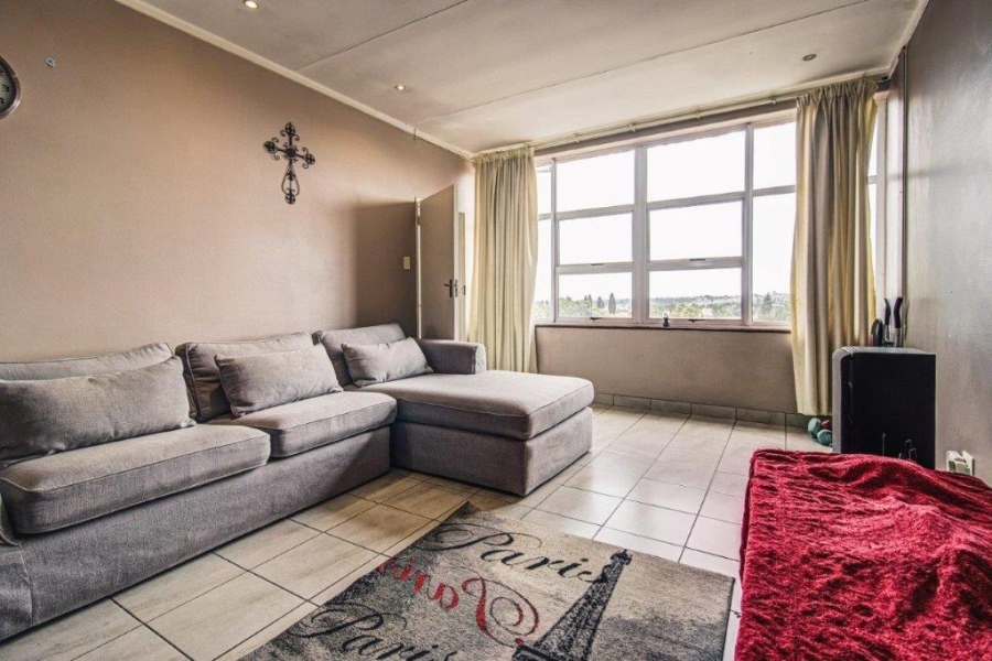 2 Bedroom Property for Sale in Dowerglen Gauteng