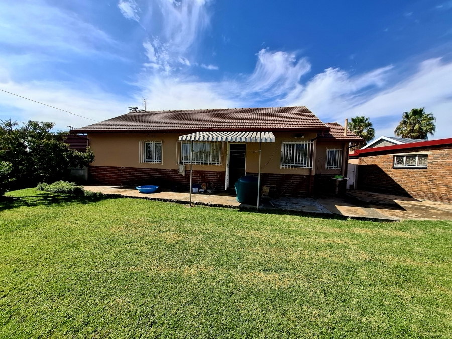 3 Bedroom Property for Sale in Dal Fouche Gauteng