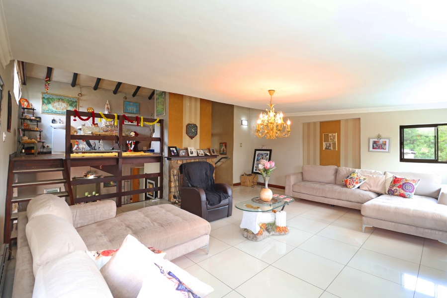 6 Bedroom Property for Sale in Bordeaux Gauteng