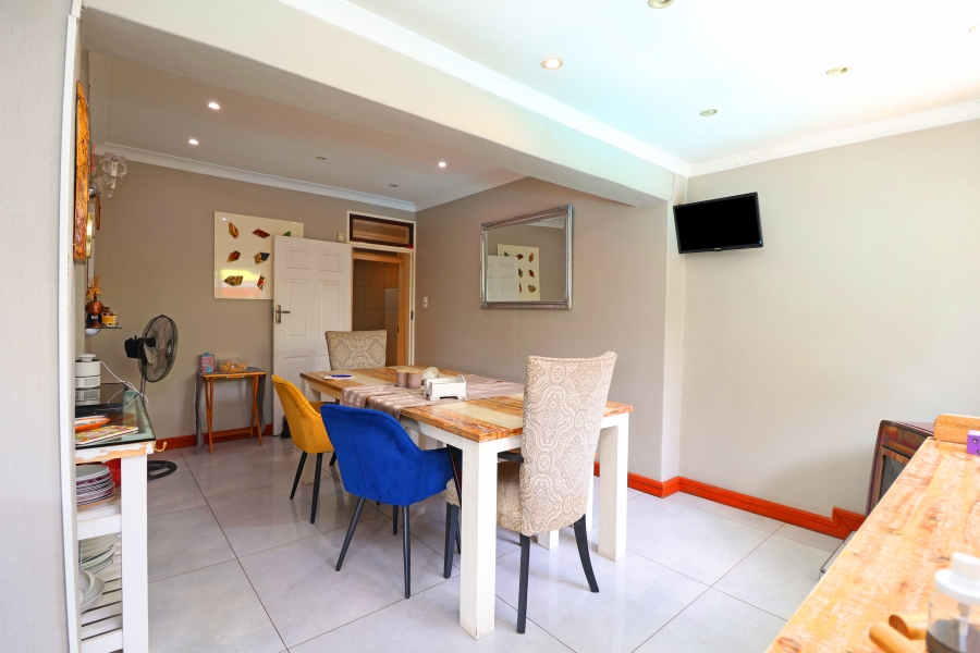 6 Bedroom Property for Sale in Bordeaux Gauteng