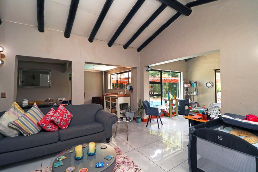 6 Bedroom Property for Sale in Bordeaux Gauteng