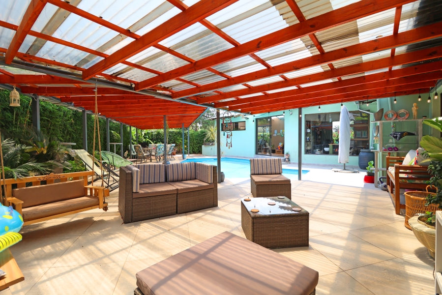 6 Bedroom Property for Sale in Bordeaux Gauteng