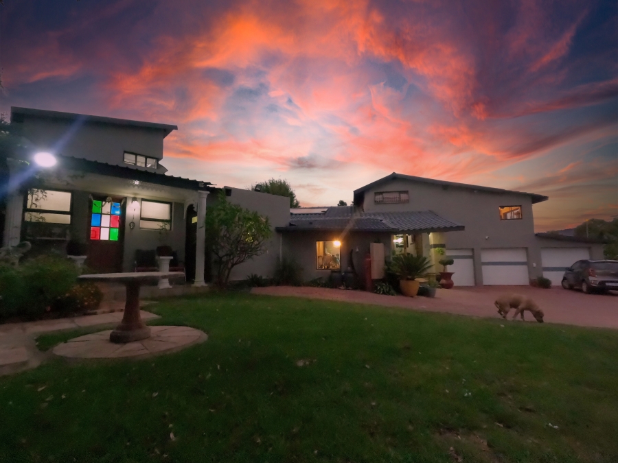 6 Bedroom Property for Sale in Bordeaux Gauteng