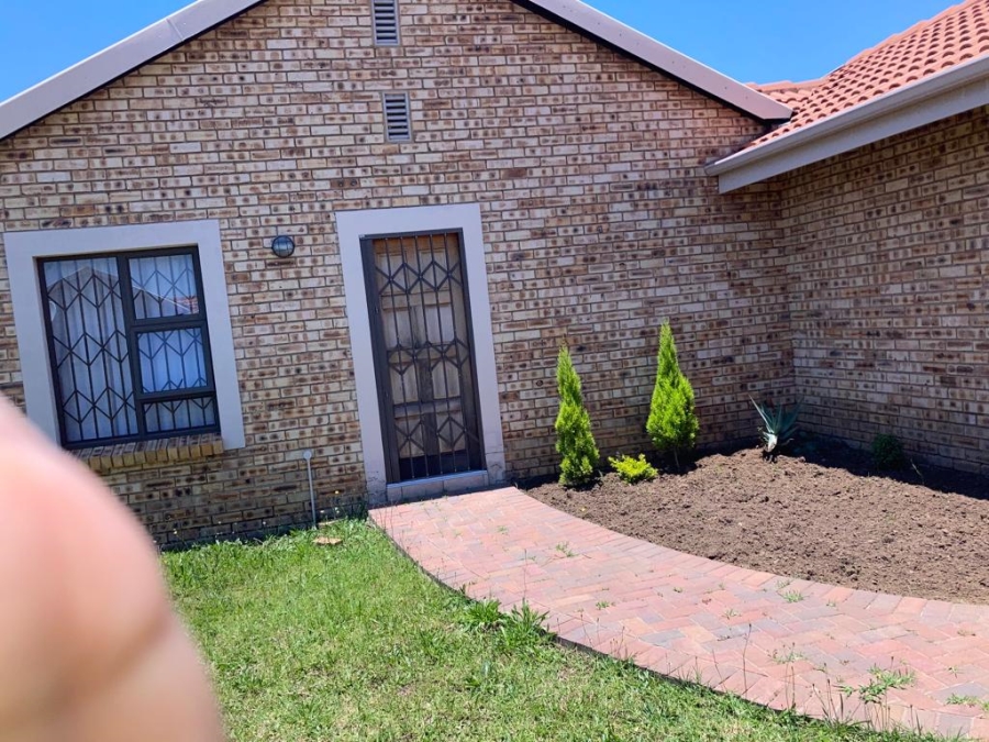 To Let 3 Bedroom Property for Rent in Sunair Park Gauteng