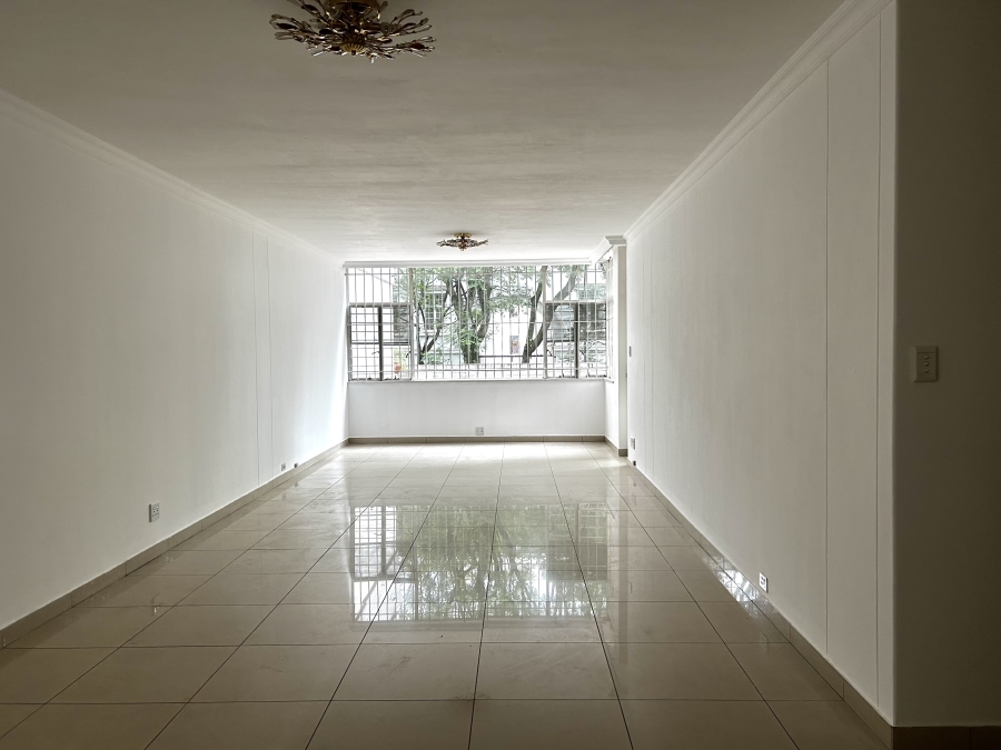 To Let 3 Bedroom Property for Rent in Killarney Gauteng