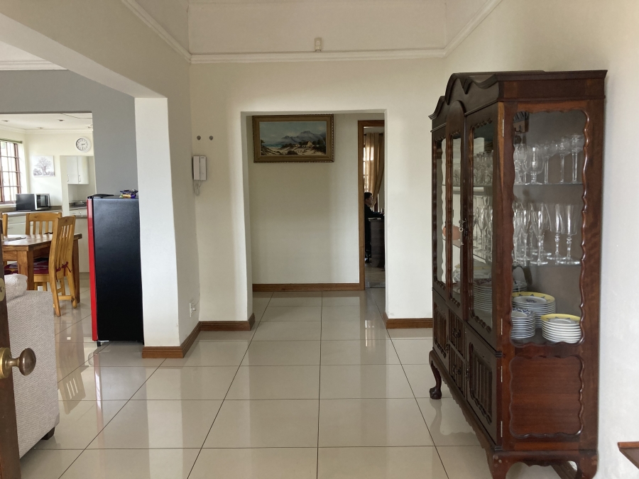 To Let 3 Bedroom Property for Rent in Norwood Gauteng