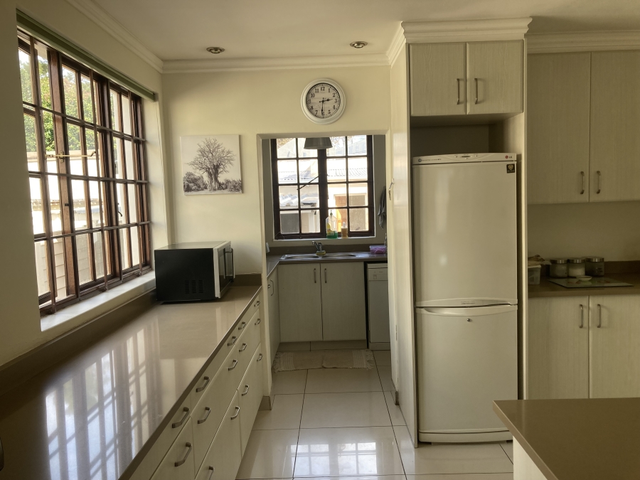 To Let 3 Bedroom Property for Rent in Norwood Gauteng